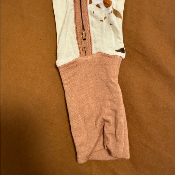 Angel Dear 2-Way Zipper 1-pc Convertible Bamboo Pajama 18-24 M in Horse Print - Picture 5 of 6